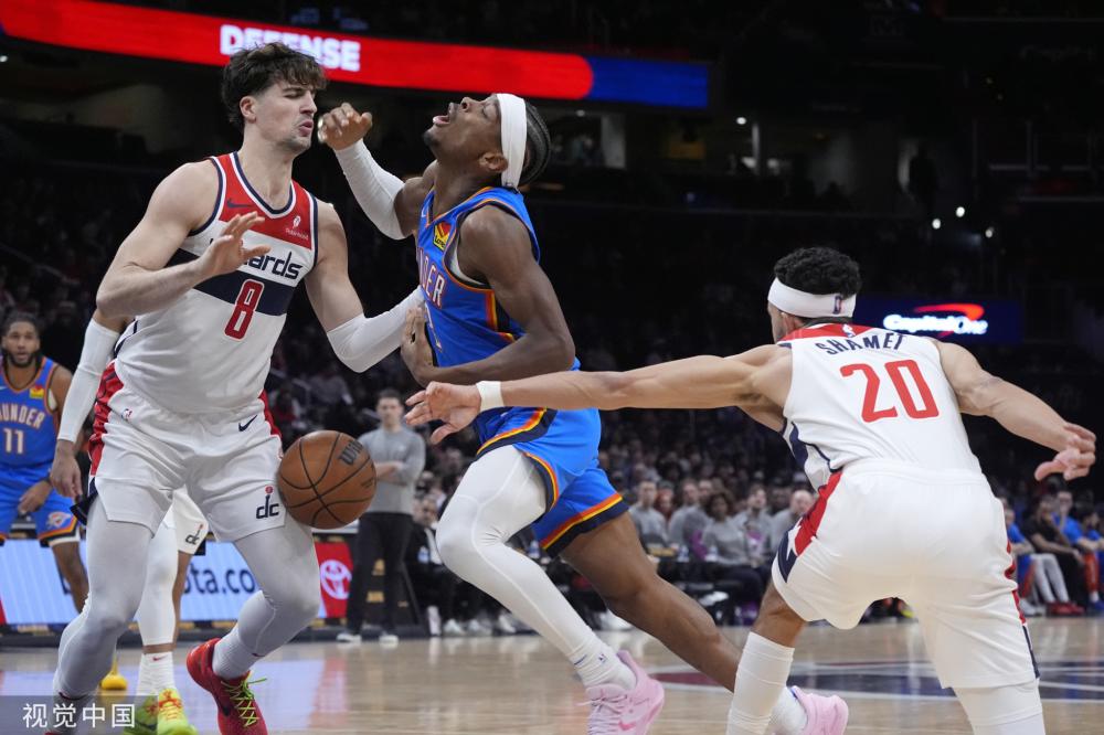 业背景与执 业背景与执