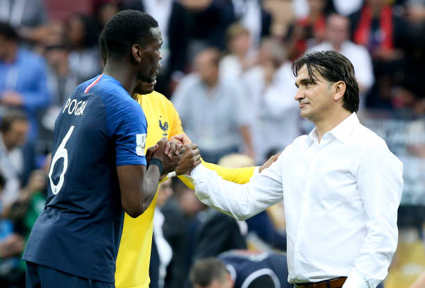 判在瞬息之 判在瞬息之