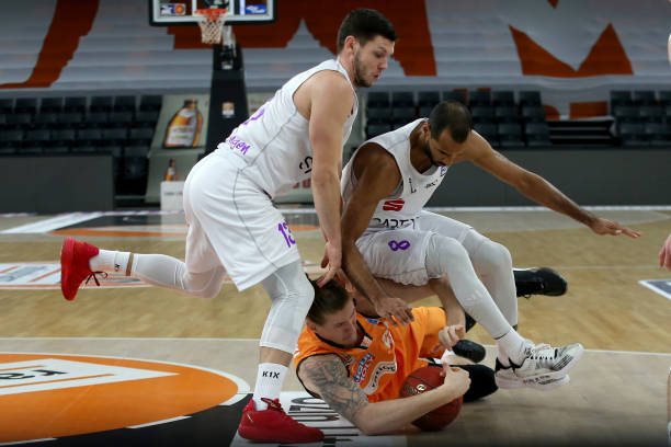 更有利于S 更有利于S