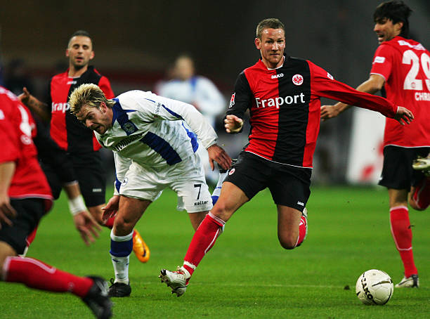 己陷入困境 己陷入困境