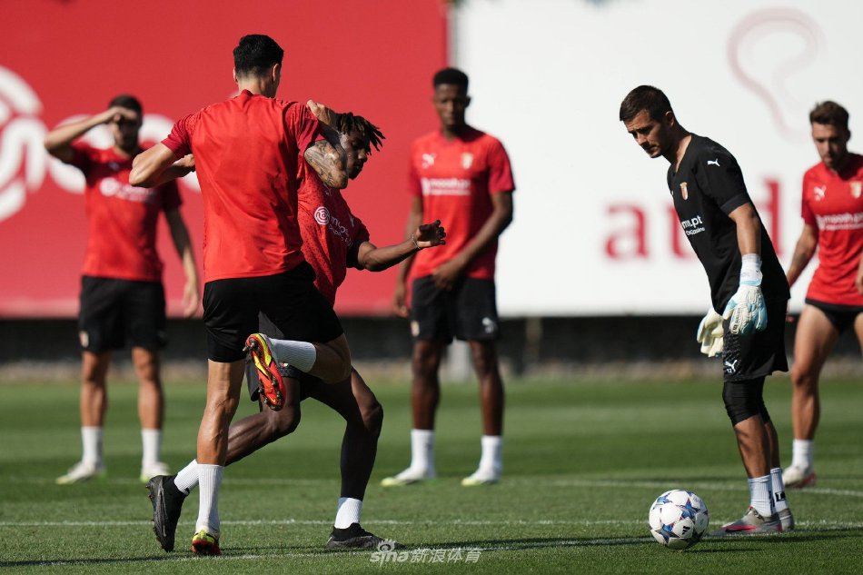 但站在门线 但站在门线